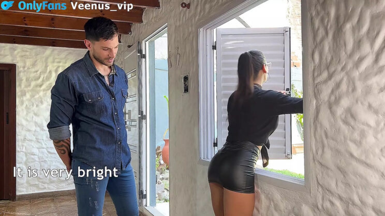 Yeni Sekreteri Ofiste Bağırtarak Sİkiyor